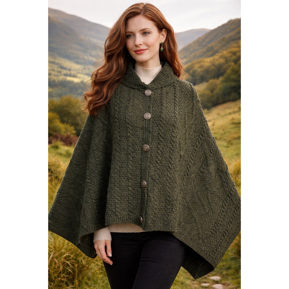 SAOL‎ Ireland Wool Cape Aran Green Celtic Knot L/XL Equestrian Luxury Knit